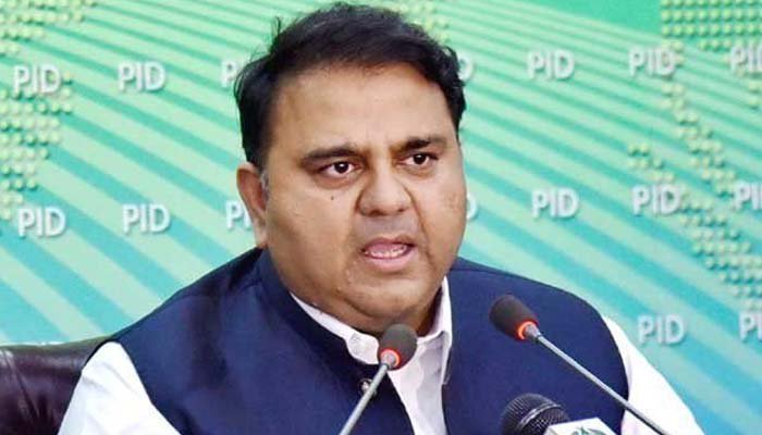 حکومت کا سوشل میڈیا پر منافرت پھیلانے والوں کیخلاف بڑے کریک ڈاؤن کا اعلان