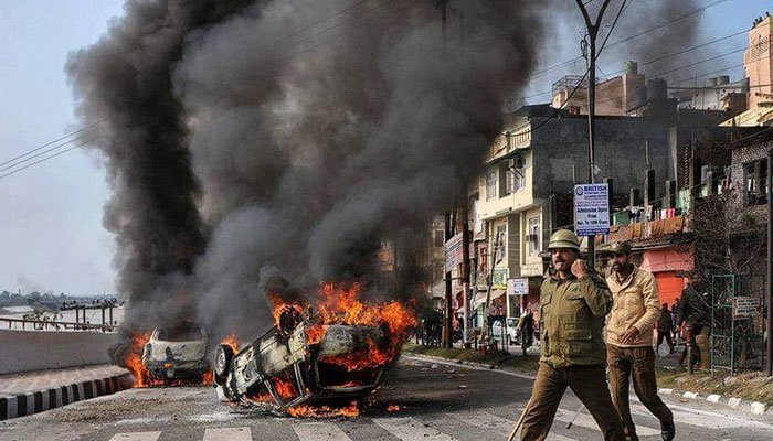 جموں: ہندو انتہا پسندوں کے کشمیریوں پر حملے، املاک نذر آتش کر دیں