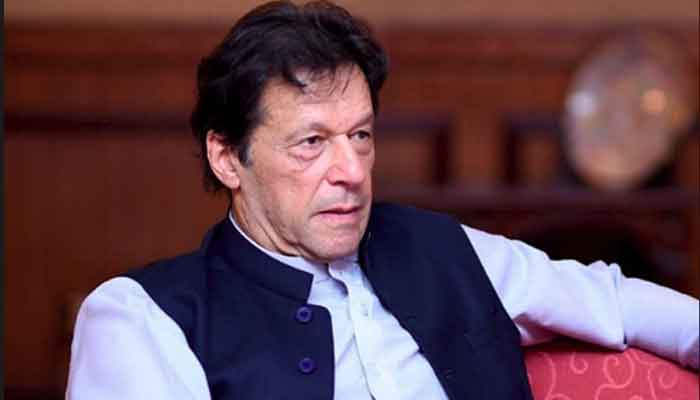 سفیر پاکستان اور کپتان