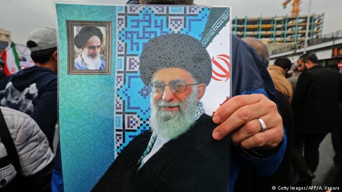 ایران میں اسلامی انقلاب کے چالیس برس بعد جوش اور ولولہ کم ہوتا جا رہا ہے