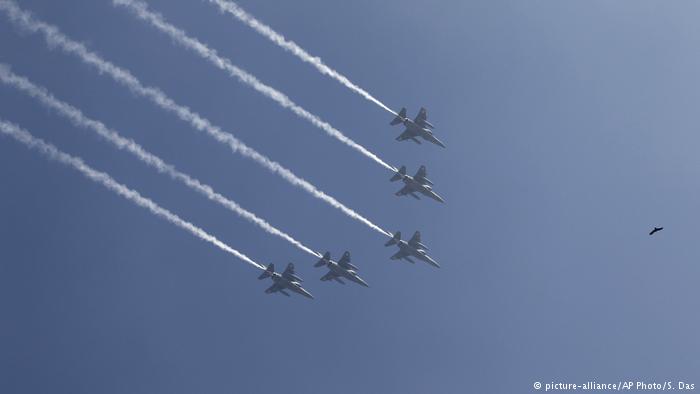 بھارت کی طرف سے پاکستان آنے والے جہاز کیوں نہیں گرائے گئے؟