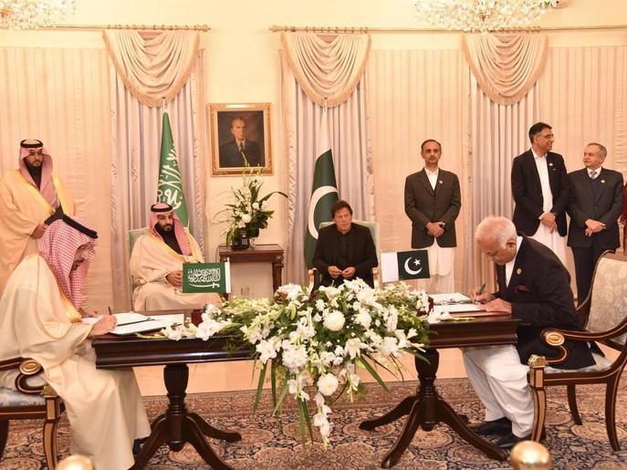 بل تحسین عمل، عجز و انکسار کا اعلیٰ نمونہ