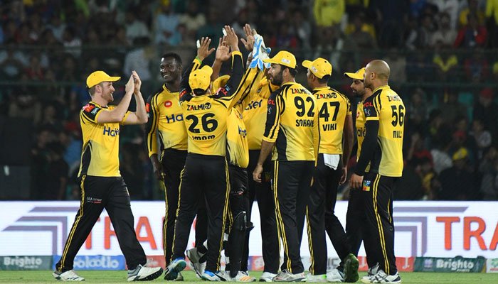 پشاور زلمی نے کراچی کنگز کو 61 رنز سے شکست دیدی