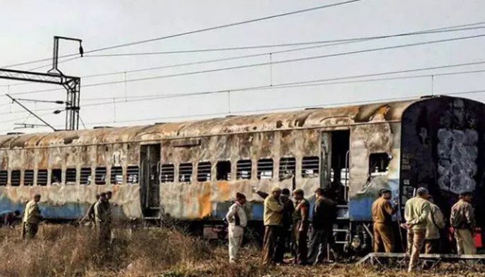 بھارتی عدالت نے سمجھوتہ ایکسپریس کیس کے تمام ملزمان بری کر دیے