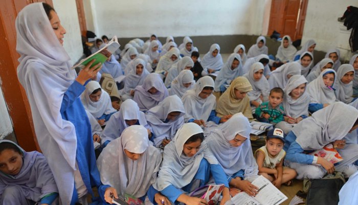 خیبرپختونخوا حکومت کی ‘اقراء فروغ تعلیم واؤچر اسکیم’ میں خورد برد کا انکشاف