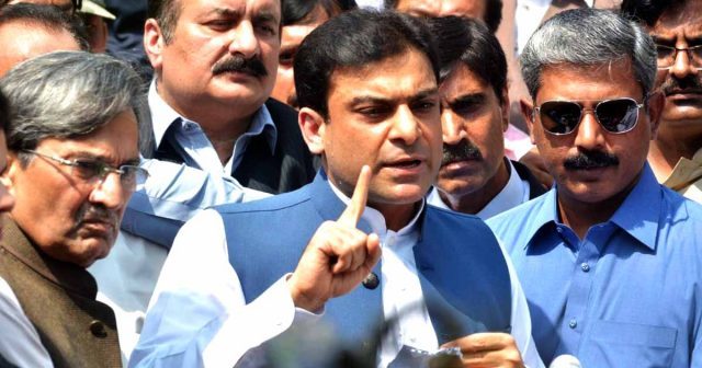 بنی چوک سے پھول