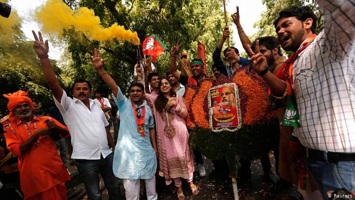 سیاسی بدزبانی سے بدمزہ ہوتے بھارتی پارلیمانی انتخابات