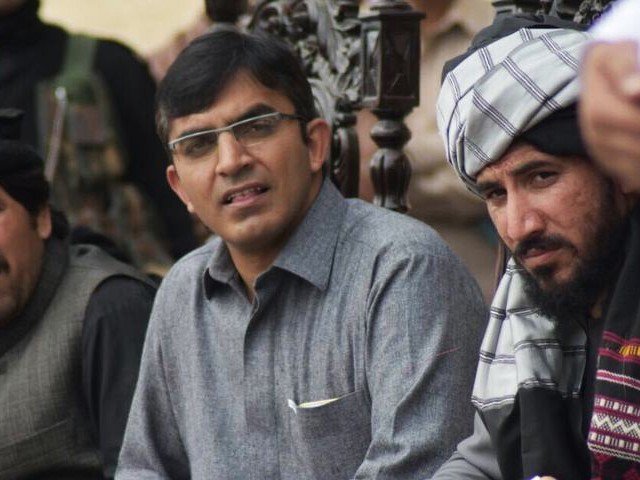پی ٹی ایم رہنما محسن داوڑ کی ساتھیوں کے ہمراہ میرانشاہ میں چیک پوسٹ پر فائرنگ