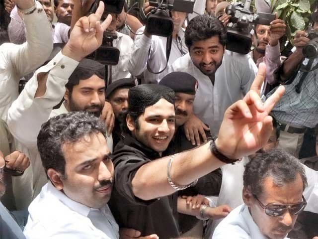 شاہ زیب قتل کیس؛ شاہ رخ جتوئی اور سراج تالپور کی سزائے موت عمر قید میں تبدیل