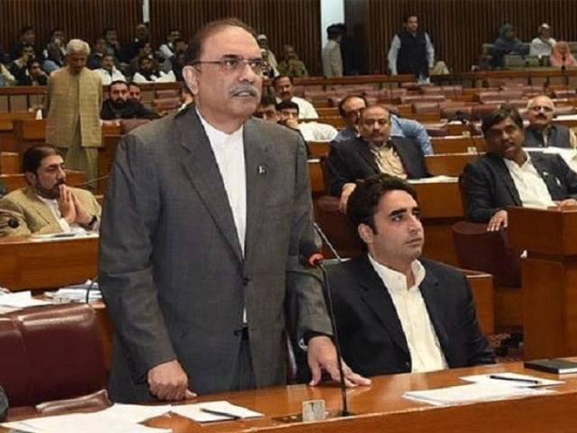 مجھے پکڑنے سے فرق نہیں پڑیگا، حساب کتاب بند کرکے آگے کی بات کی جائے:  آصف زرداری