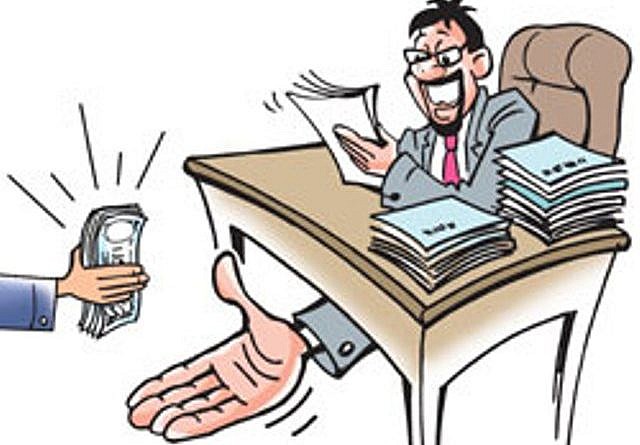 ادھر  سے بھی ہوا ہو گا اشارہ