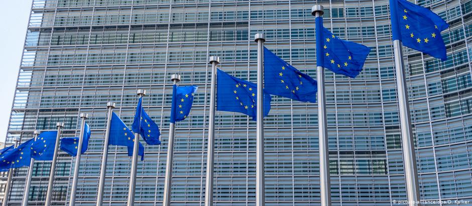 یورپی یونین کی اپنے لیے زیادہ اثر و رسوخ کی کوششیں