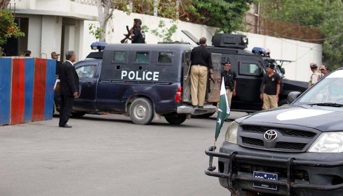 کراچی: ناردرن بائی پاس کے قریب پولیس مقابلہ، 3 دہشتگردوں کی ہلاکت کا دعویٰ