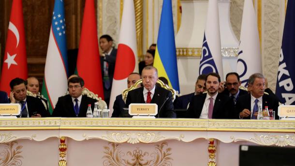 عصر ِ حاضر کی دنیا میں  نظام  کے بجائے بد نظامی کا دور دورہ ہے، رجب طیب ایردوان