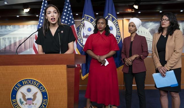 ٹرمپ سفید فام نسل پرست ہیں: امریکی اراکین کانگریس