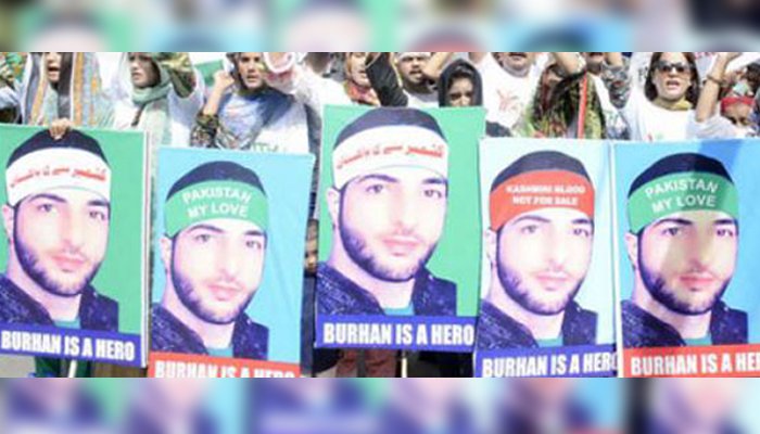 سری نگر: شہید برہان وانی کی تیسری برسی، مقبوضہ وادی میں کرفیو نافذ