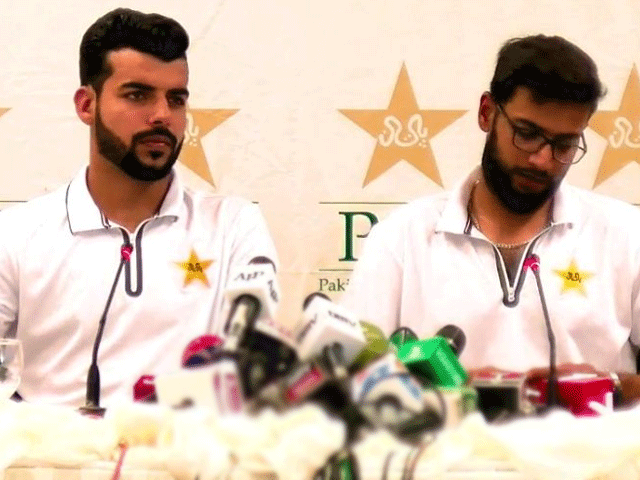 ٹیم میں گروپ بندی کی خبریں درست نہیں، عماد وسیم