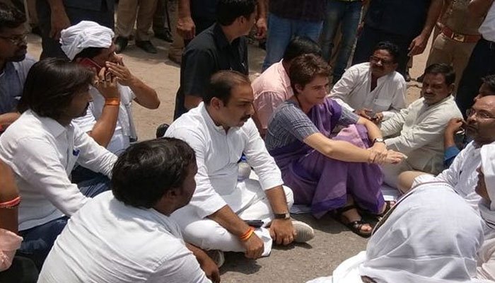 کانگریس کی جنرل سیکریٹری پریانکا گاندھی کو حراست میں لے لیا گیا