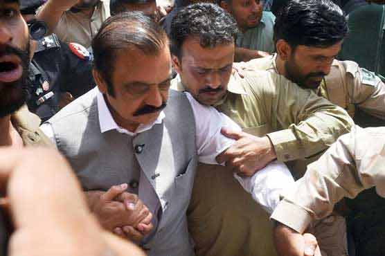 رانا ثناء کے سوٹ کیس کی شیٹ توڑ کر ہیروئن نکالی، اے این ایف کا چالان میں دعویٰ