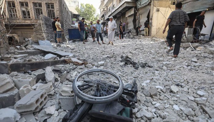 شامی صوبے ادلب میں حکومتی فورسز کی بمباری، ہلاکتوں کی تعداد 100 سے تجاوز