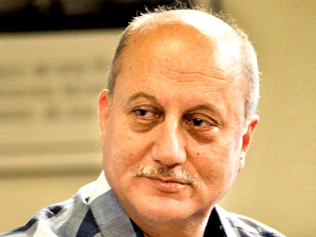 انوپم کھیر کو مقبوضہ کشمیر پر مودی سرکار کی حمایت کرنا مہنگا پڑ گیا