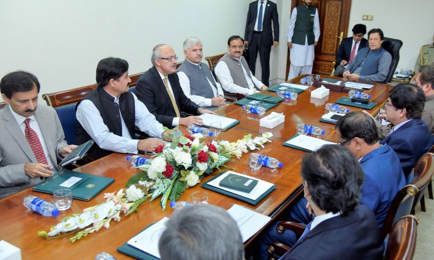 وزیراعظم کی ذخیرہ اندوزی اور منافع خوری کیخلاف بھرپور کارروائی کی ہدایت