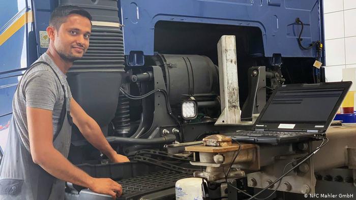 پاکستانی پناہ گزین کے پاس ملک بدری سے بچنے کا آخری موقع