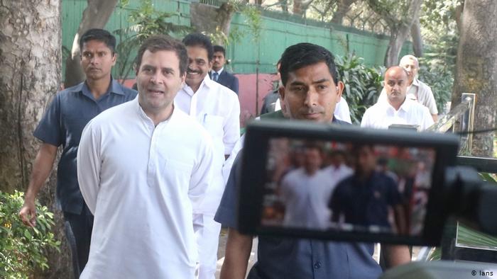 مودی سرکار کشمیر کی سچائی چھپا رہی ہے: بھارتی اپوزیشن کا الزام