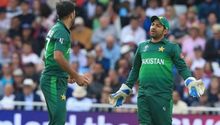 سرفراز کو سینٹرل کنڑیکٹ میں ‘اے’ کیٹگری کس بنیاد پر ملی ہے؟