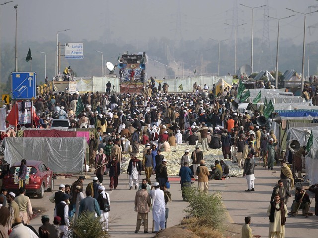 دھرنے کیوں ناکام ہوئے۔۔۔؟