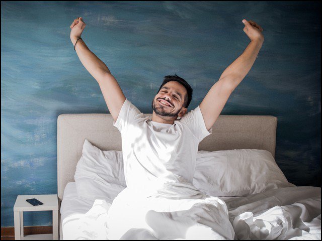 پرامید رہنے والے لوگ سکون کی نیند سوتے ہیں، تحقیق