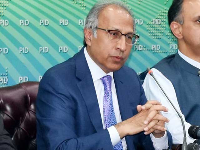 حکومت کی مثبت معاشی پالیسیوں کے نتائج جلد نظر آنے والے ہیں، مشیر خزانہ