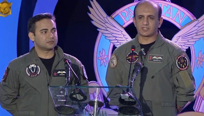 بھارت 27 فروری کبھی نہیں بھولے گا : آصف غفور کا مجاہدینِ افلاک کو خراج تحسین