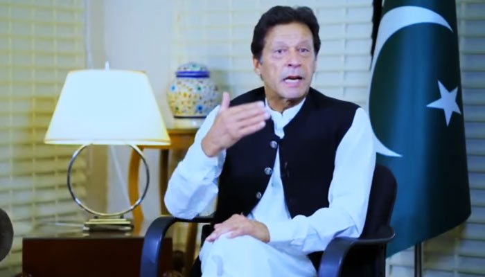 وزیراعظم کی کشمیر میں بھارتی مظالم کی مذمت، عالمی برادری سے خاموشی توڑنے کا مطالبہ