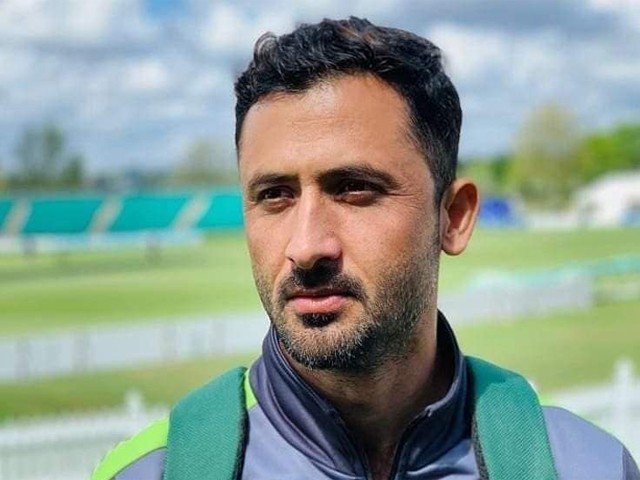 انگلینڈ ٹیم سے کھیلنے کی پیش کش قبول نہیں کروں گا، جنید خان