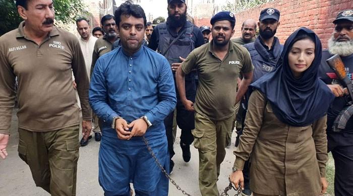 وکیل کے تشدد کا شکار لیڈی پولیس کانسٹیبل نے نوکری چھوڑنے کا فیصلہ کرلیا