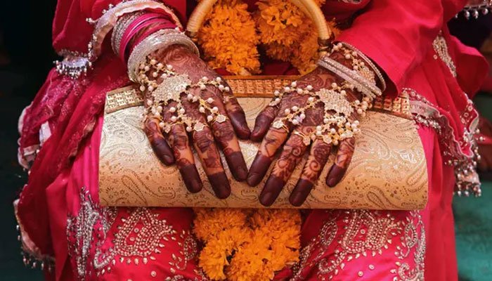 راجن پور میں سوتیلے باپ کا کمسن بیٹی سے زبردستی نکاح