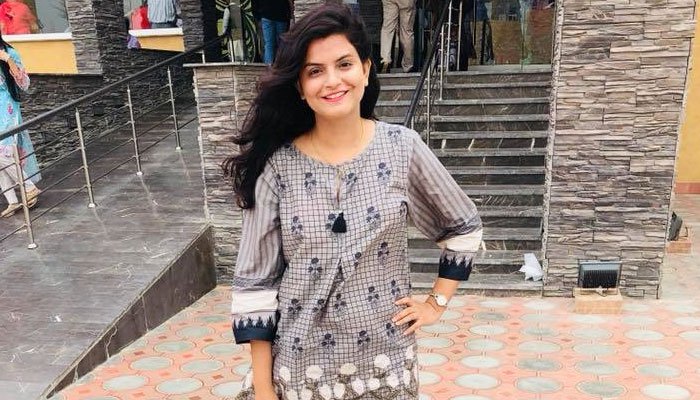 ڈینٹل کالج کی فائنل ایئر کی طالبہ نمرتا کی موت معمہ بن گئی