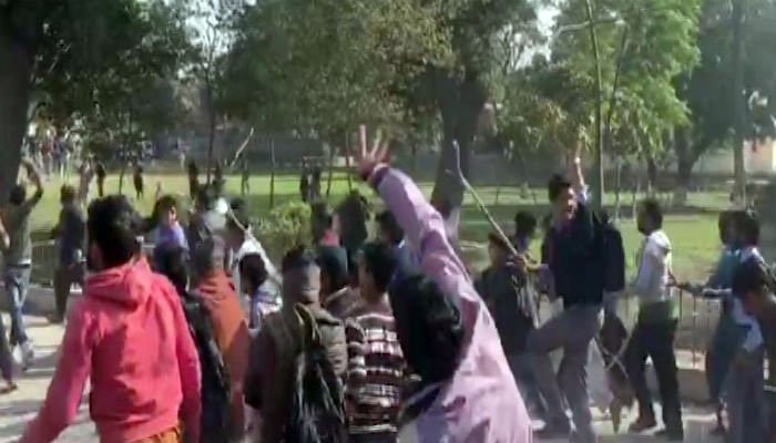 قصور: تین بچوں کا زیادتی کے بعد قتل، مشتعل شہریوں کا احتجاج، تھانے پر حملہ کر دیا