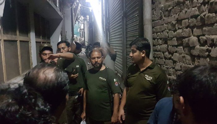 پنجاب پولیس کے شہریوں پر تشدد کے واقعات بڑھنے لگے، وہاڑی میں خاتون پر تشدد