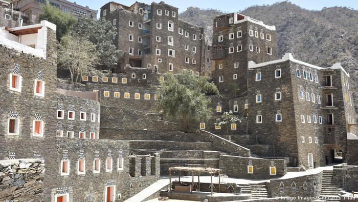 سعودی عرب کے دروازے بین الاقوامی سیاحوں کے لیے کھول دیے گئے