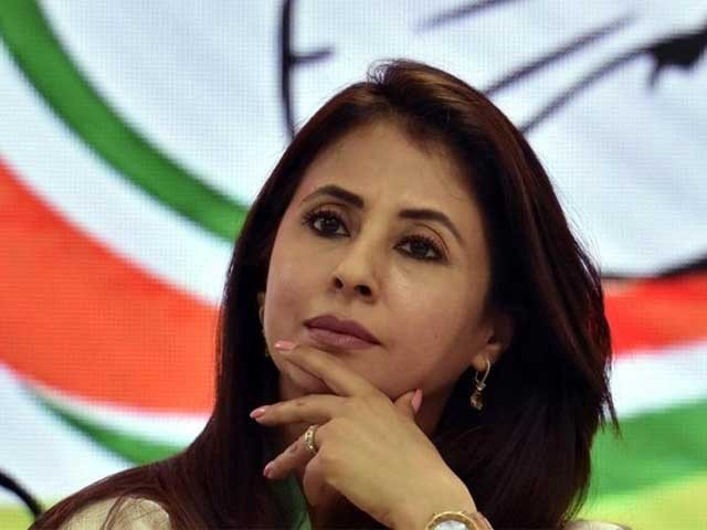 کشمیریوں کے حق میں آواز اٹھانے پر ارمیلا غدار قرار