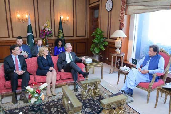 پاکستان اور بھارت ایٹمی طاقتیں، معاملات خراب ہوئے تو دنیا کو پریشانی ہو گی: وزیراعظم