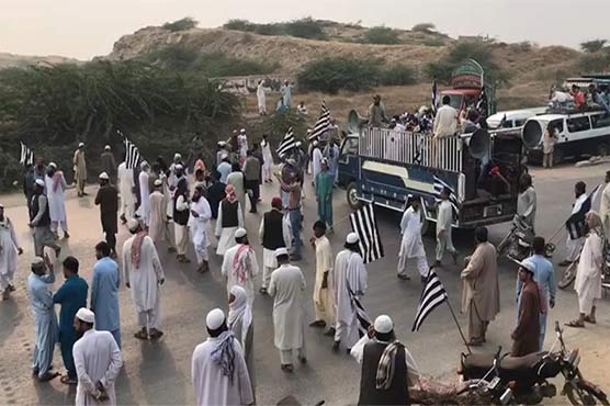 کراچی: جے یو آئی کا حب ریور روڈ پر چوتھے روز بھی دھرنا جاری