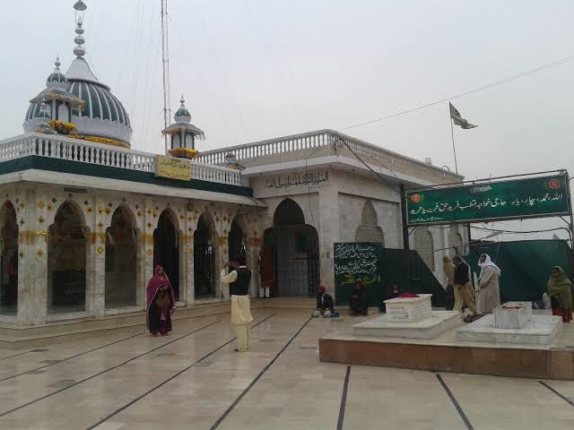 کرامت فرید
