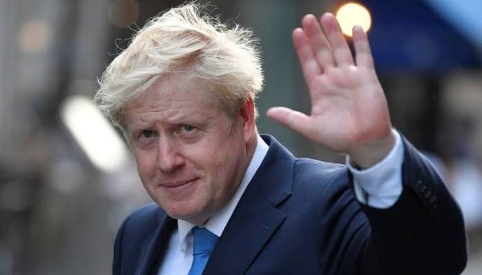 برطانوی وزیراعظم نے مسلمان خواتین سے متعلق غیر اخلاقی بیان پر معافی مانگ لی