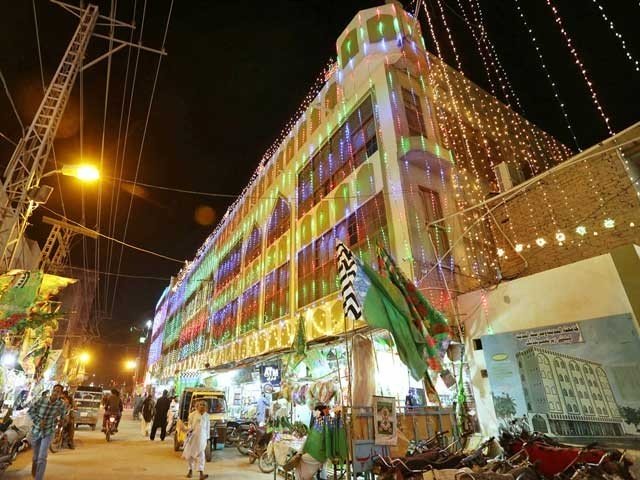 عیدمیلاالنبی ﷺ آج مذہبی جوش و جذبے سے منائی جا رہی ہے