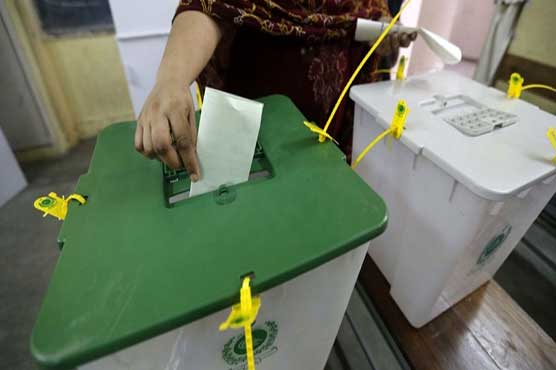 دادو: پی ایس 86 میں پولنگ کا آغاز، پی پی اور پی ٹی آئی میں کانٹے کا مقابلہ