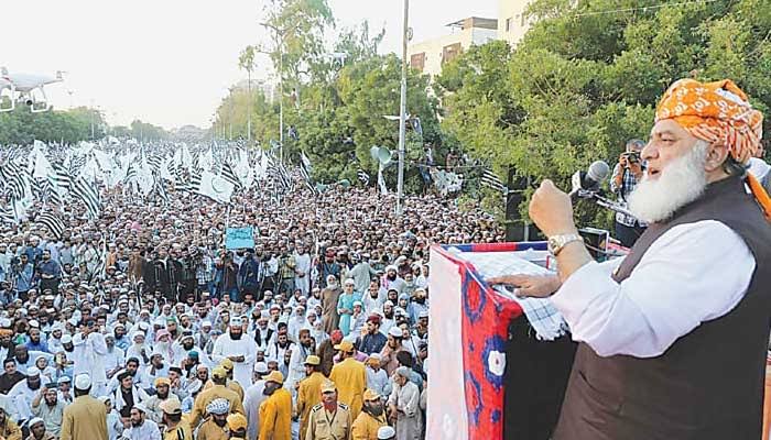 ہاتھ خالی واپسی کے بعد؟