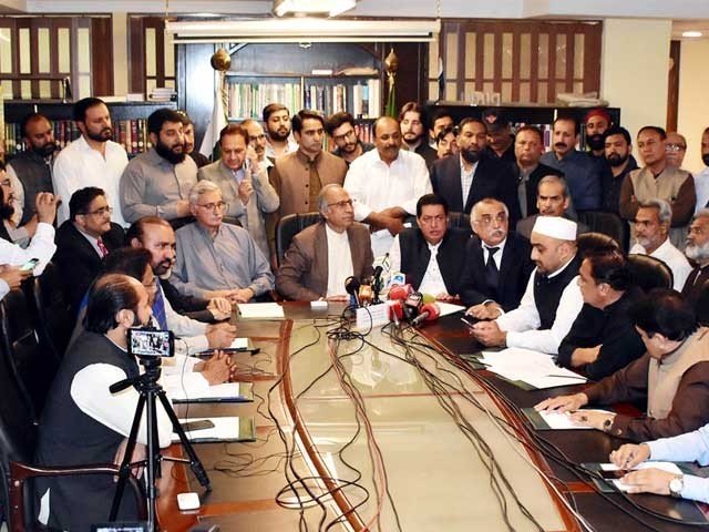 تاجروں سے معاہدہ؛ وفاقی حکومت کا شرائط پر عمل کیلیے آرڈیننس کا فیصلہ